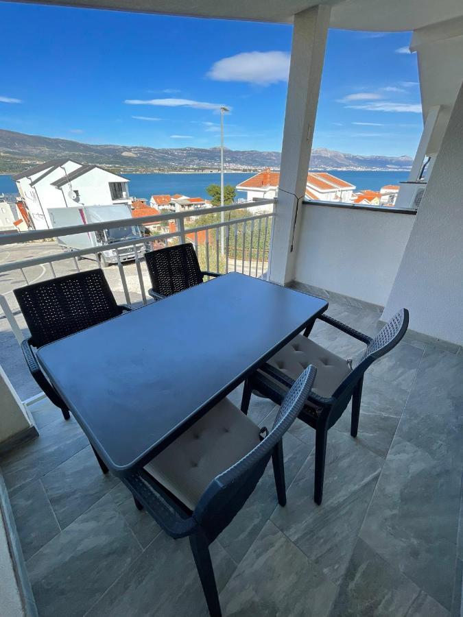 Apartments Holiday Gavric Trogir Rom bilde